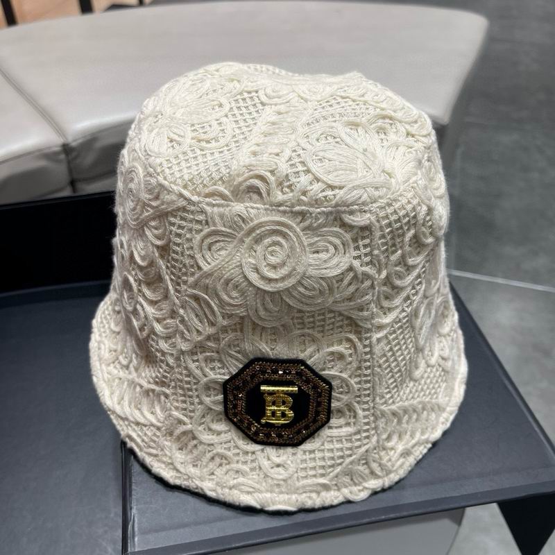 Burberry hat (14)